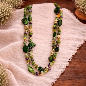 Single Strand Mixed Purple & Green Beads & Stones Necklace